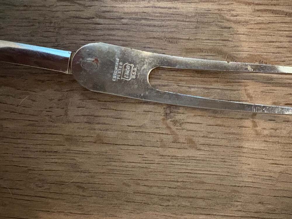 Vintage Ekco Chromium Plated Meat Utility Fork with Yellow Plastic Handle - Picture 3 of 4